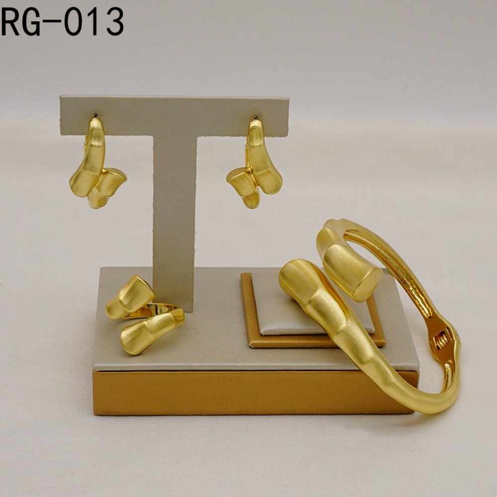 3 piece Earring / Bracelet /Ring  set - Picture 2 of 3